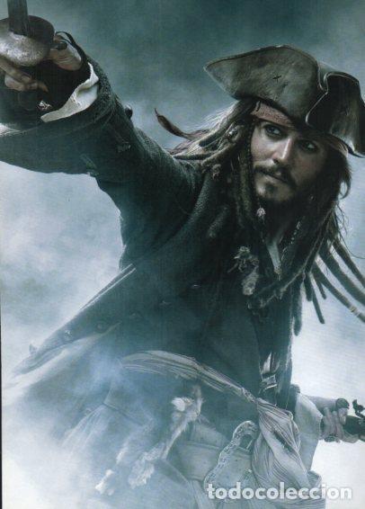 Otros art&iacute;culos de coleccionismo en papel: LAMINA V48458: Johnny Depp en Piratas del Caribe