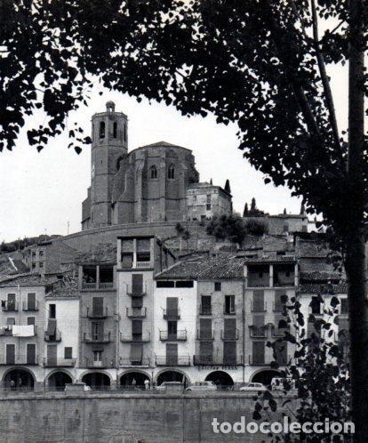 Otros art&iacute;culos de coleccionismo en papel: LAMINA V45504: Els porxos de Balaguer, Lleida - Josep Pla