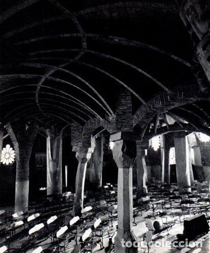 Otros art&iacute;culos de coleccionismo en papel: LAMINA V45481: Interior esglesia de la Colonia Guell - Josep Pla