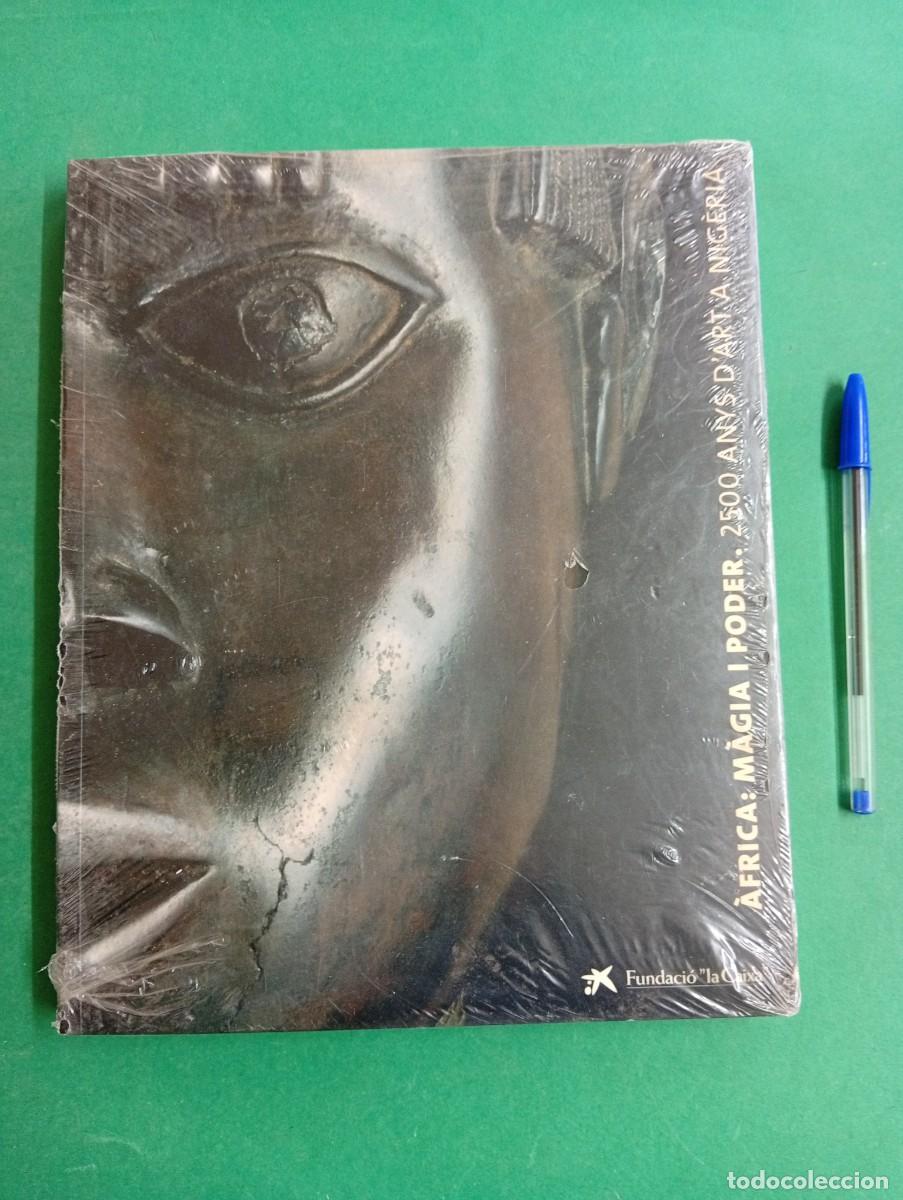 Otros Art&iacute;culos de Coleccionismo en Papel: Antiguo libro &eacute;tnico para estrenar Africa: M&aacute;gia i Poder. 2500 anys d&acute;art a Nig&egrave;ria.