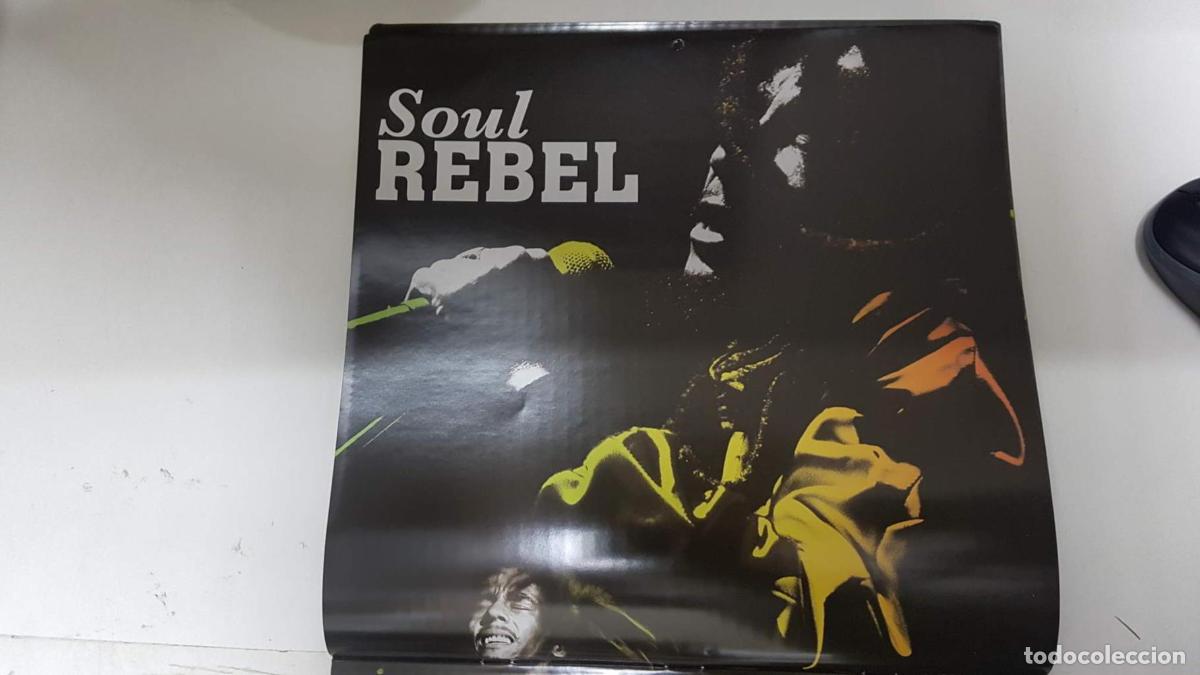 Otros art&iacute;culos de coleccionismo en papel: Calendario / Kalender / Calendrier / Calendar: 2011 : Bob Marley - lamina 02, Soul rebel - varios