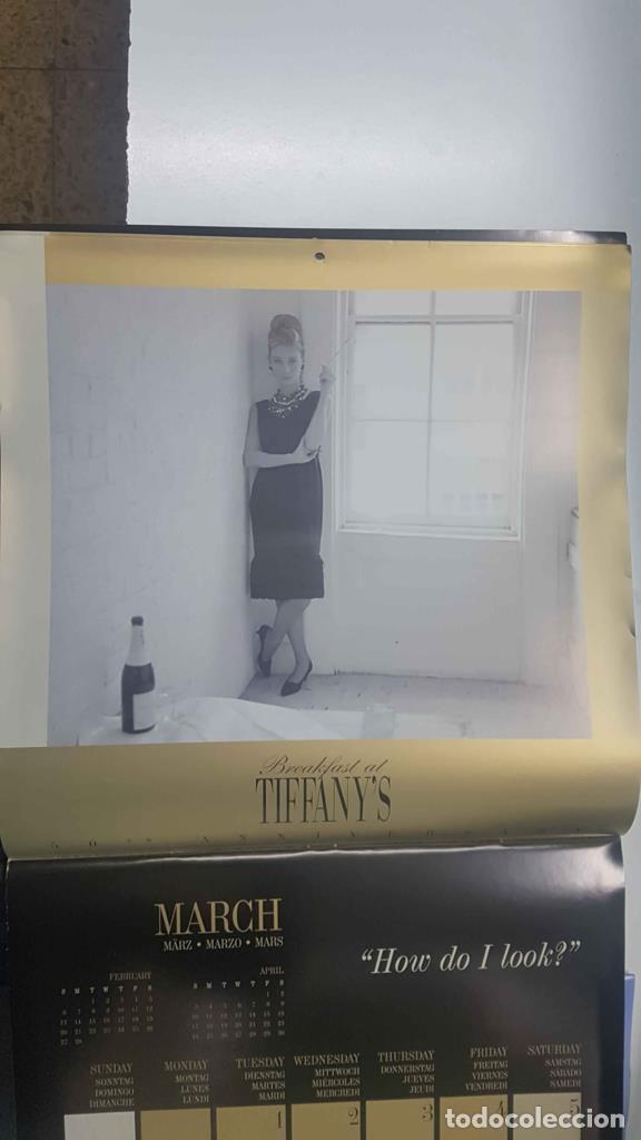 Otros art&iacute;culos de coleccionismo en papel: Calendario / Kalender / Calendrier / Calendar: 2011 : Breakfast at Tiffany's (Audrey Hepburn). 50 th