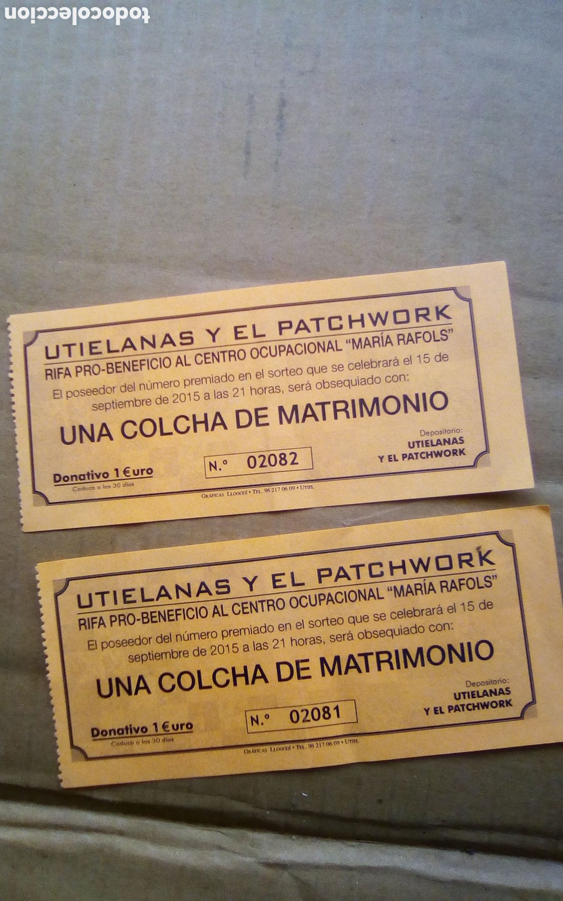 Otros Art&iacute;culos de Coleccionismo en Papel: 2 Papeletas rifa pro-beneficio al Centro Ocupacional &rdquo;Mar&iacute;a Rafols&rdquo;. Utielanas y patchwork. Donativo