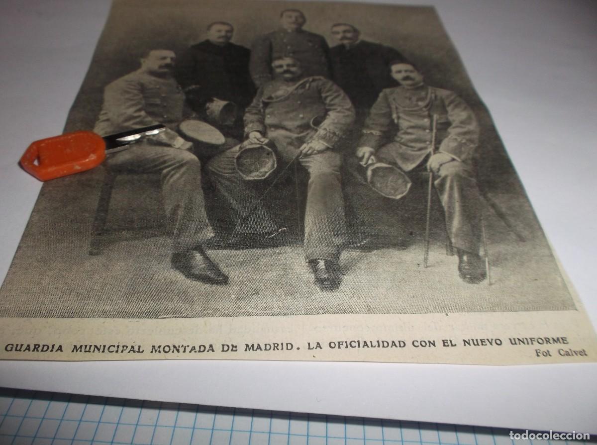 Otros Art&iacute;culos de Coleccionismo en Papel: RECORTE A&Ntilde;O 1905(MADRID)GUARDIA MUNICIPAL MONTADA DE MADRID CON EL NUEVO UNIFORME (FOTO CALVET