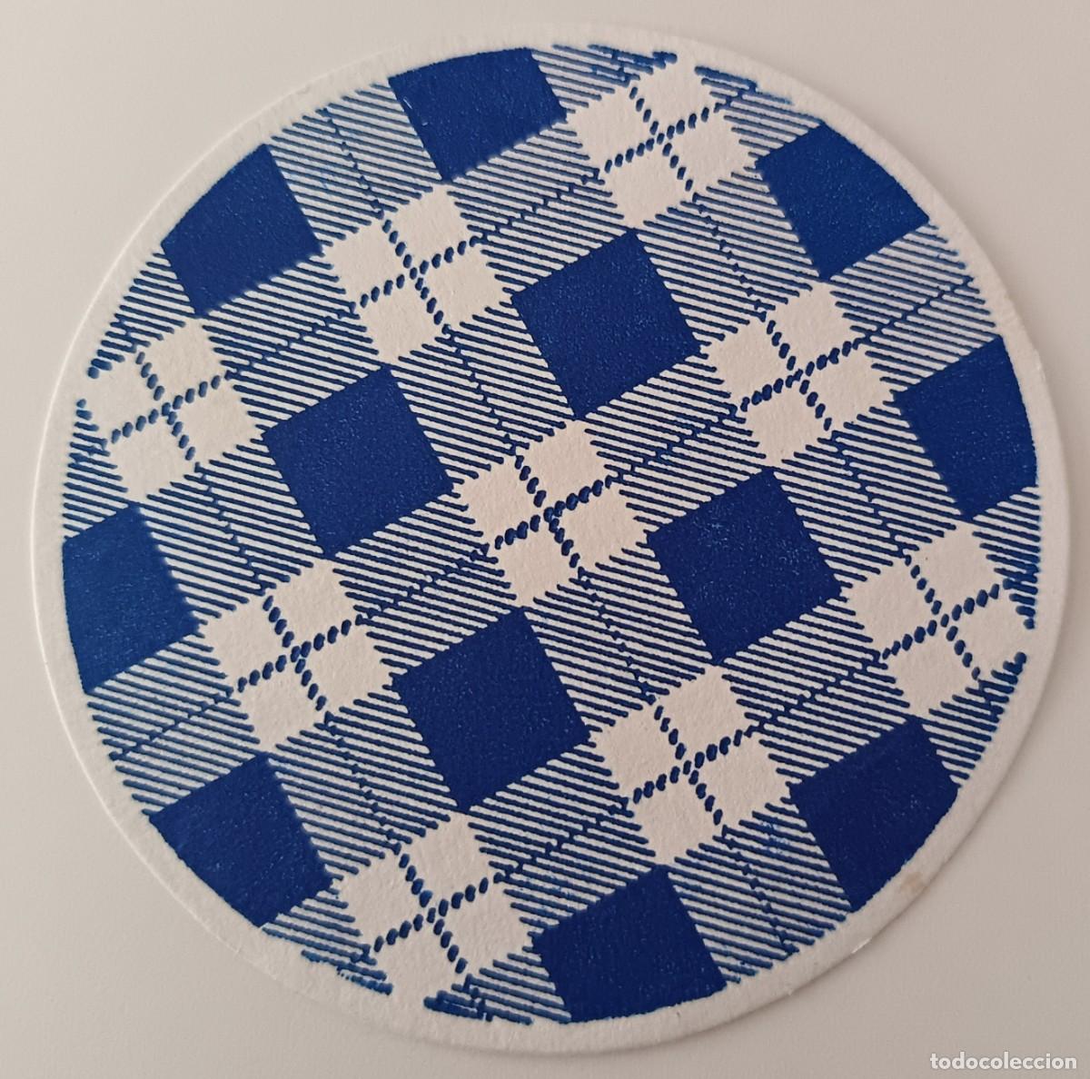 Otros Art&iacute;culos de Coleccionismo en Papel: Posavasos. Cuadros de vichy. Azul y blanco.