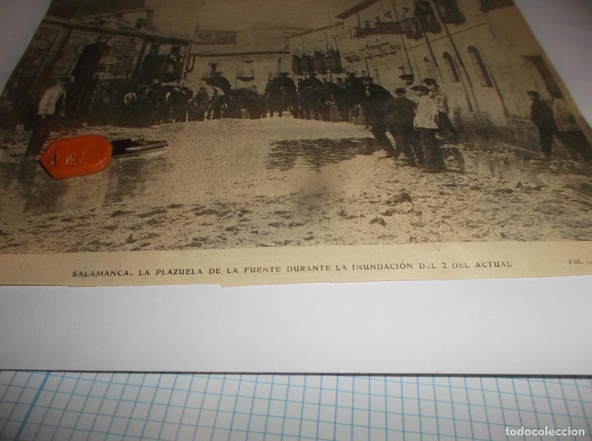 Otros Art&iacute;culos de Coleccionismo en Papel: RECORTE A&Ntilde;O 1905(SALAMANCA)PLAZUELA DE LA FUENTE EN LA INUNDACI&Oacute;N, GUARDIAS CIVIL EN CABALLOS