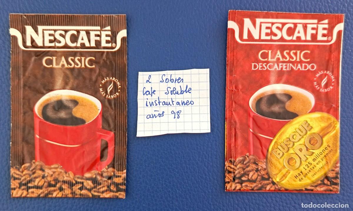 Otros Art&iacute;culos de Coleccionismo en Papel: 2 Sobres de cafe soluble instantaneo. A&ntilde;o 1998. Nescafe.