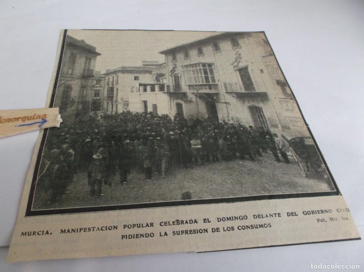Otros Art&iacute;culos de Coleccionismo en Papel: RECORTE 19O5(MURCIA)MANIFESTACI&Oacute;N POPULAR DELANTE GOBIERNO CIVIL,PIDIENDO SUPRESI&Oacute;N D LOS CONSUMOS
