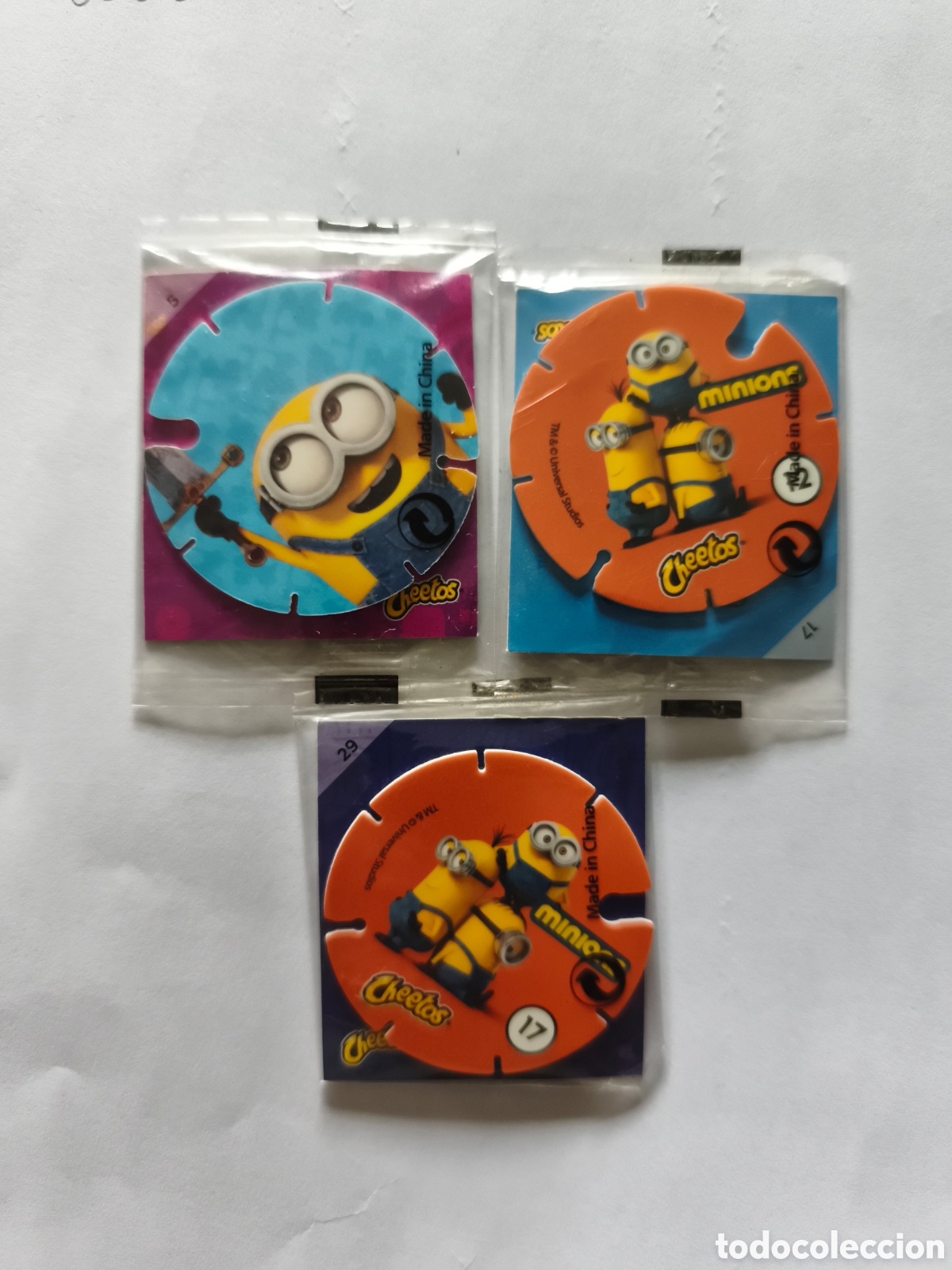 Otros Art&iacute;culos de Coleccionismo en Papel: TAZOS MINIONS CHEETOS EN EL BLISTER