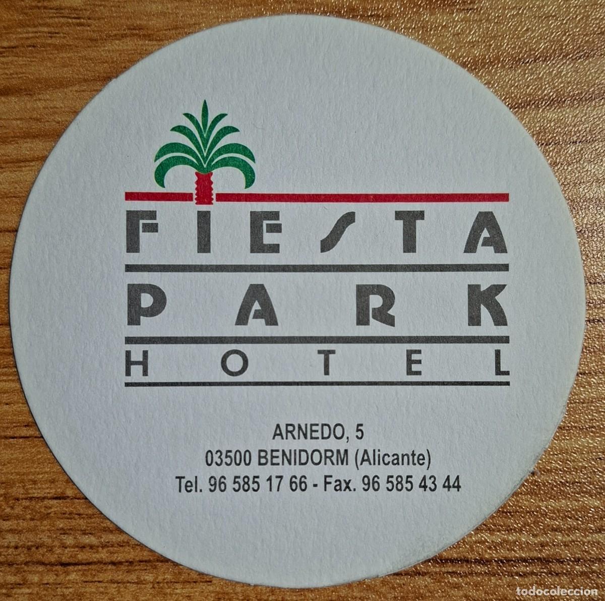 Otros Art&iacute;culos de Coleccionismo en Papel: Posavasos Fiesta Park Hotel blanco - Benidorm (Alicante)