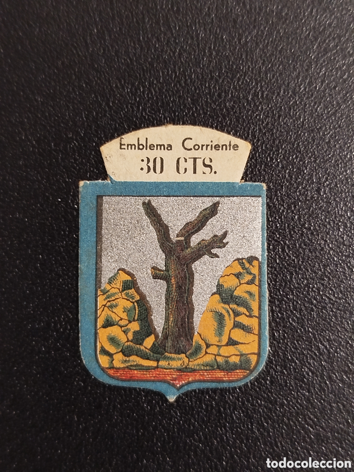 Otros Art&iacute;culos de Coleccionismo en Papel: EMBLEMA VALSECA CORRIENTE SERIE B 21 AUXILIO SOCIAL INSIGNIA CROMO SELLO ANTIGUO
