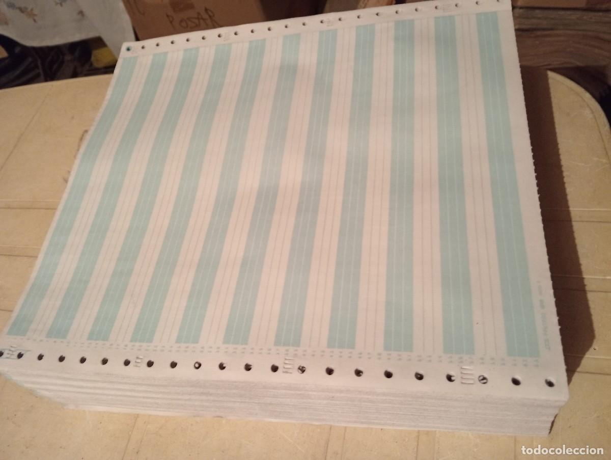 Otros Art&iacute;culos de Coleccionismo en Papel: SUPER TACO DE PAPEL CONTINUO PERFORADO PARA IMPRESOSA ANTIGUA DE AGUJAS AZUL A RAYAS NUEVO SIN USAR
