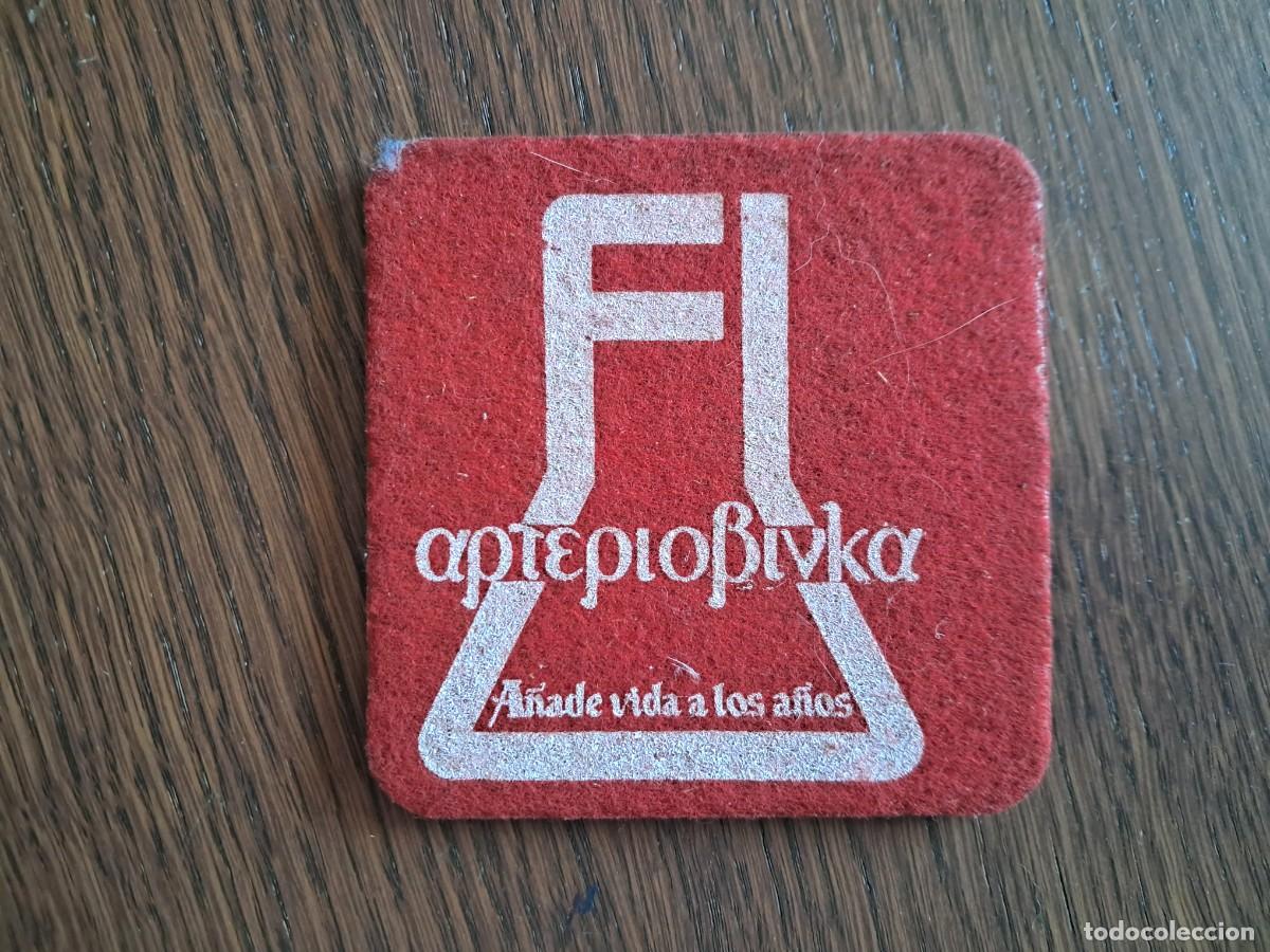 Otros Art&iacute;culos de Coleccionismo en Papel: posavasos de publicidad, signo del zod&iacute;aco C&aacute;cner.