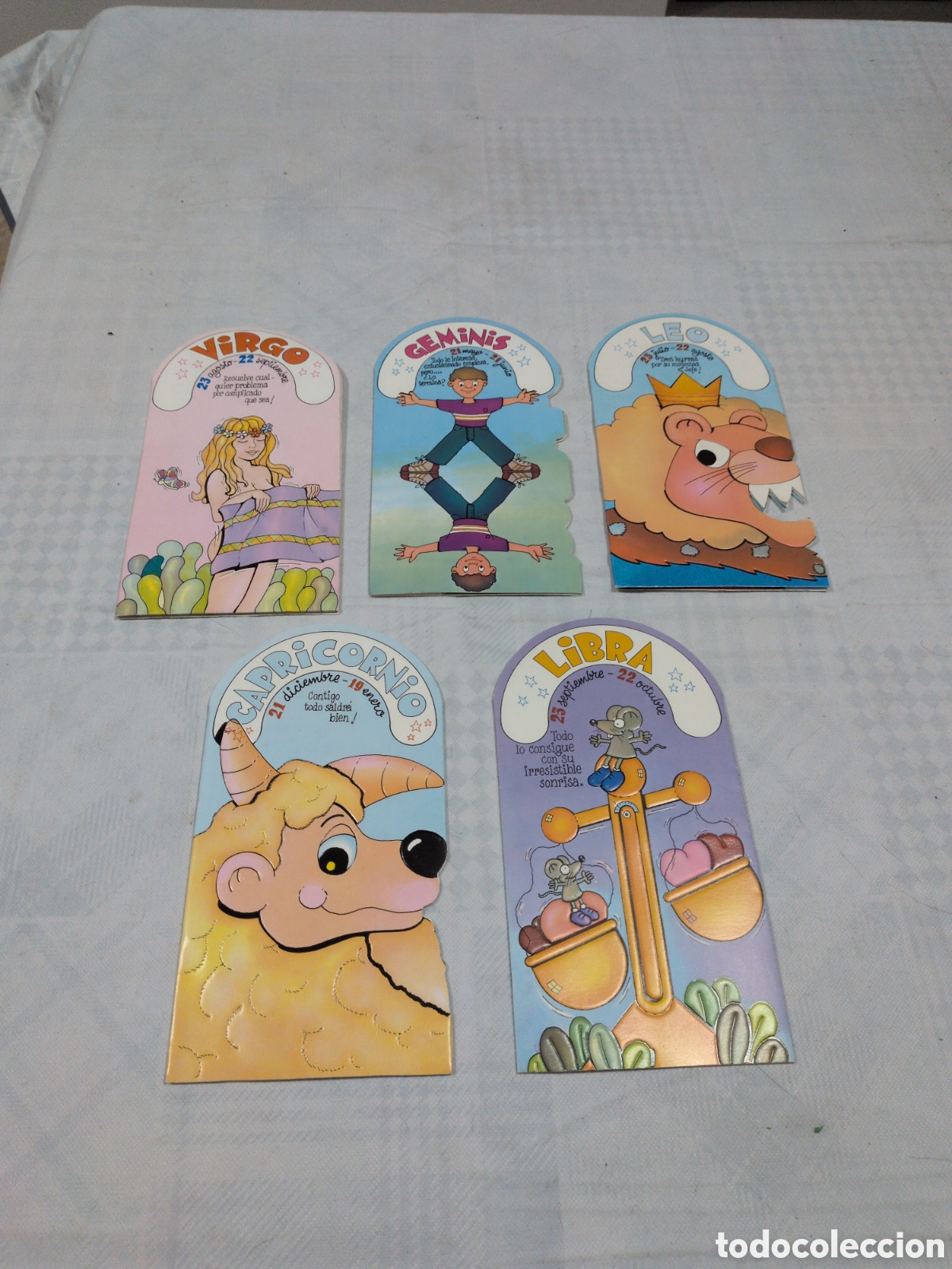 Outros artigos de papel: Lote de 5 tarjetas de cumplea&ntilde;os signos zodiaco. Troqueladas. Vintage.