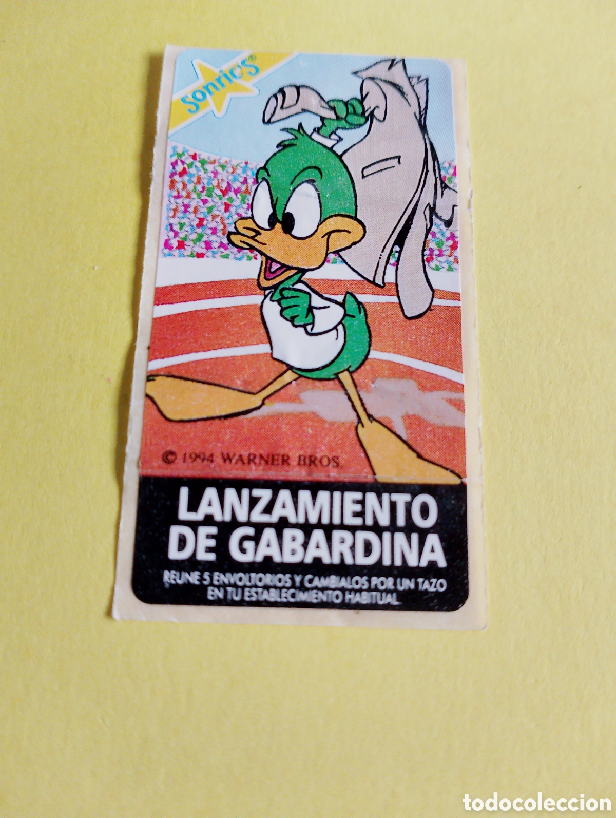 Otros Art&iacute;culos de Coleccionismo en Papel: Chicles lanzamiento de gabardina, chicles