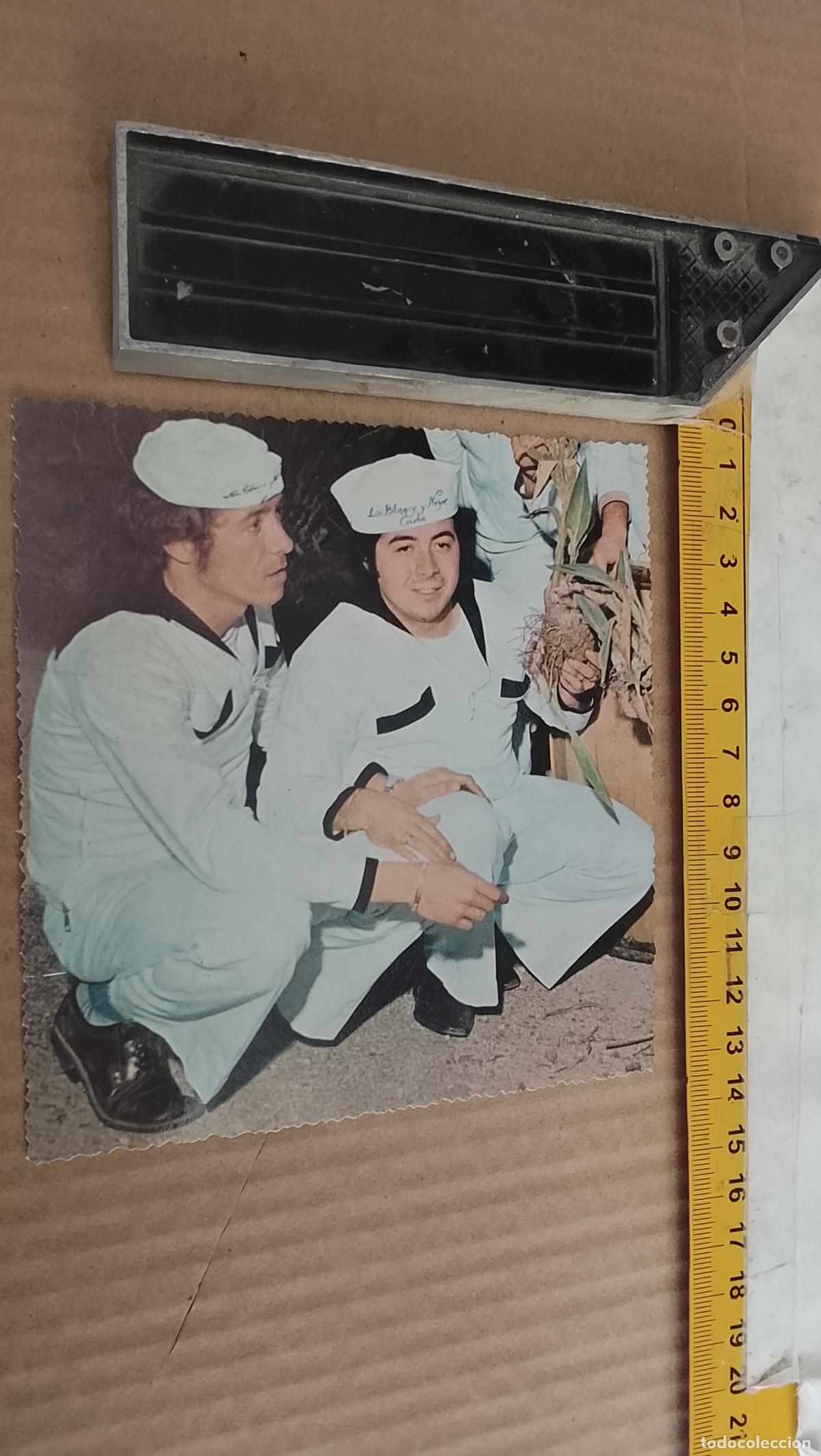 Paper Collecting Others: ANTIGUO carton troquelado tipo cromo carnaval de cadiz agrupacion