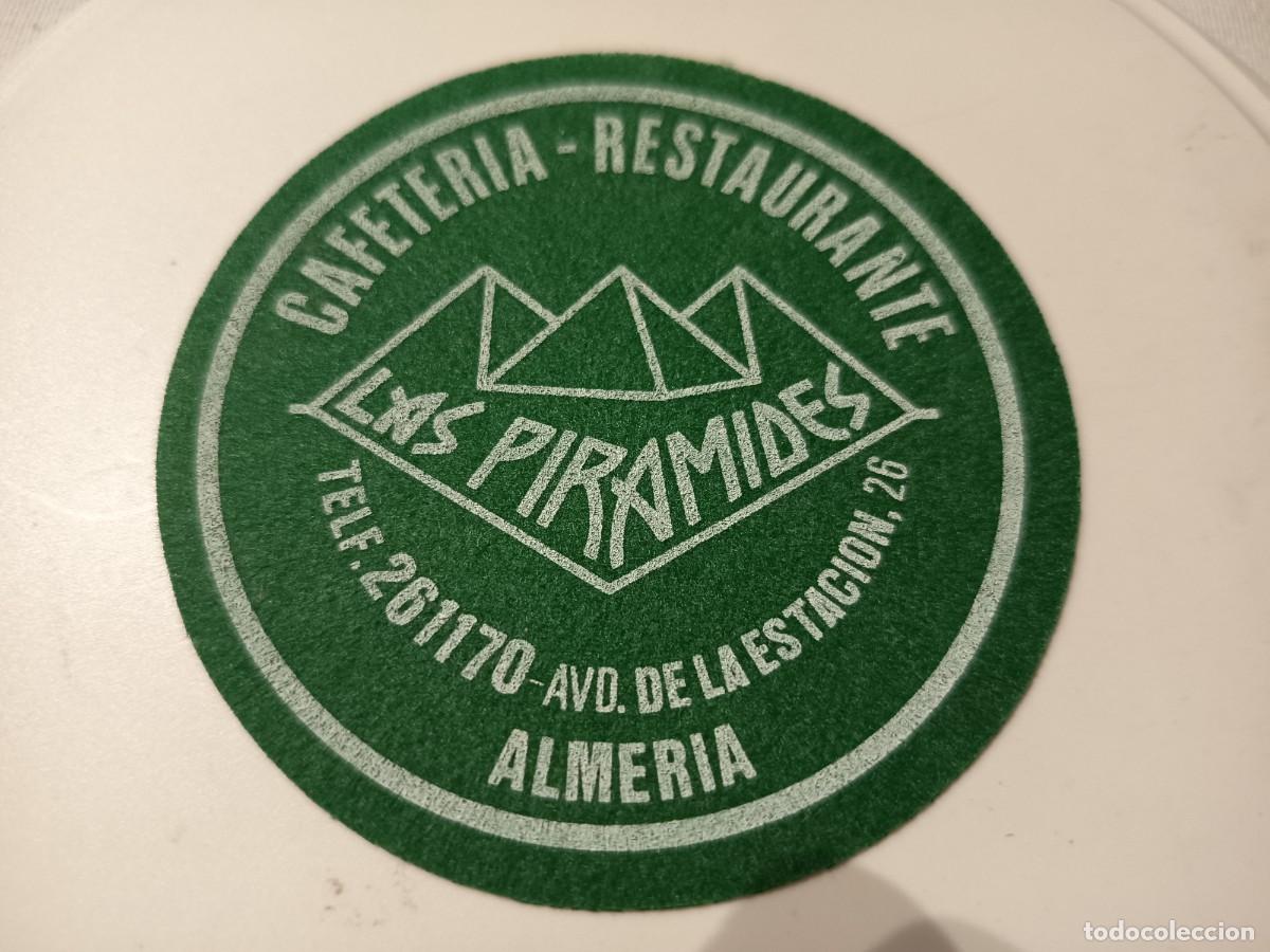 Otros Art&iacute;culos de Coleccionismo en Papel: POSAVASOS CAFETERIA LAS PIRAMIDES- ALMERIA