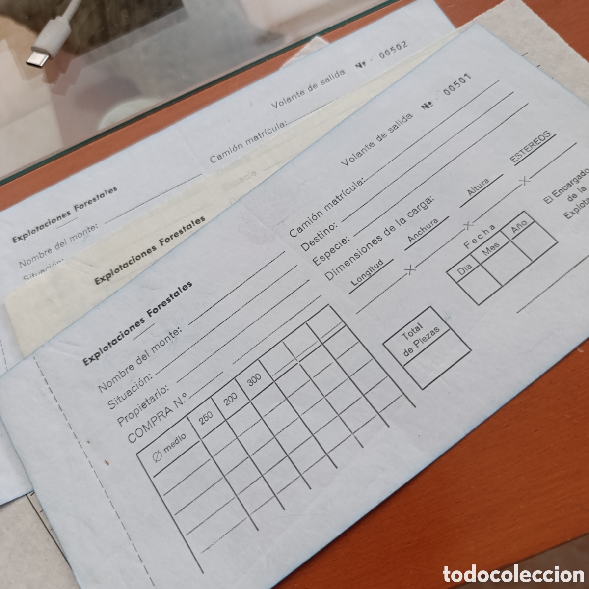 Otros Art&iacute;culos de Coleccionismo en Papel: Antiguos formulario &rdquo;Explotaciones Forestales - Volante de salida&rdquo;.a&ntilde;os 70