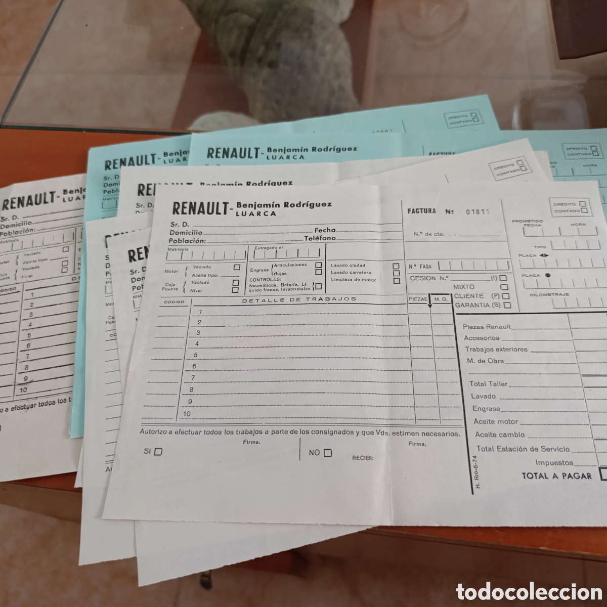 Otros Art&iacute;culos de Coleccionismo en Papel: Luarca,Renault,lote facturas a&ntilde;os 70,sin uso