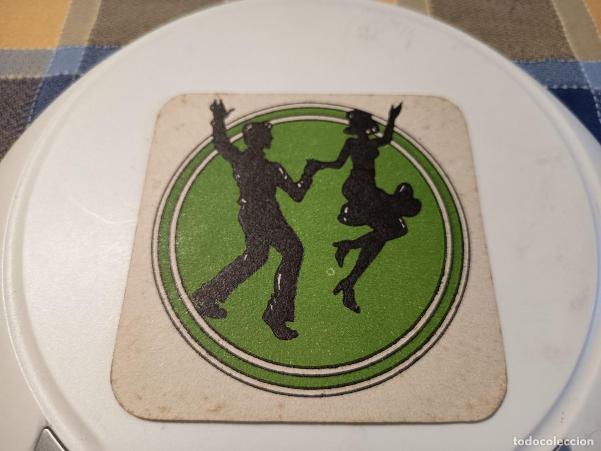 Paper Collecting Others: POSAVASOS A IDENTIFICAR ROCK AND ROLL