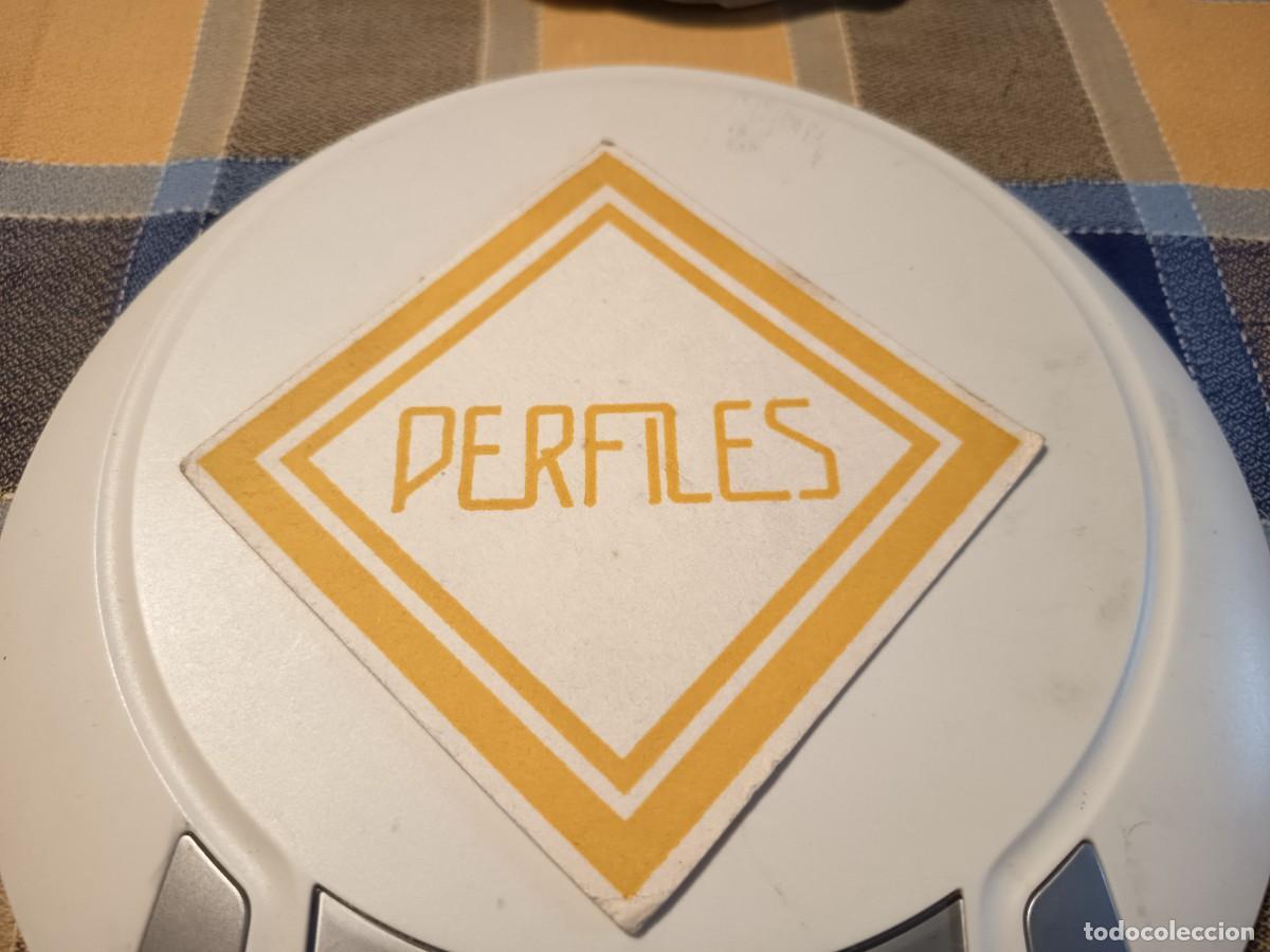 Paper Collecting Others: POSAVASOS PUB PERFILES