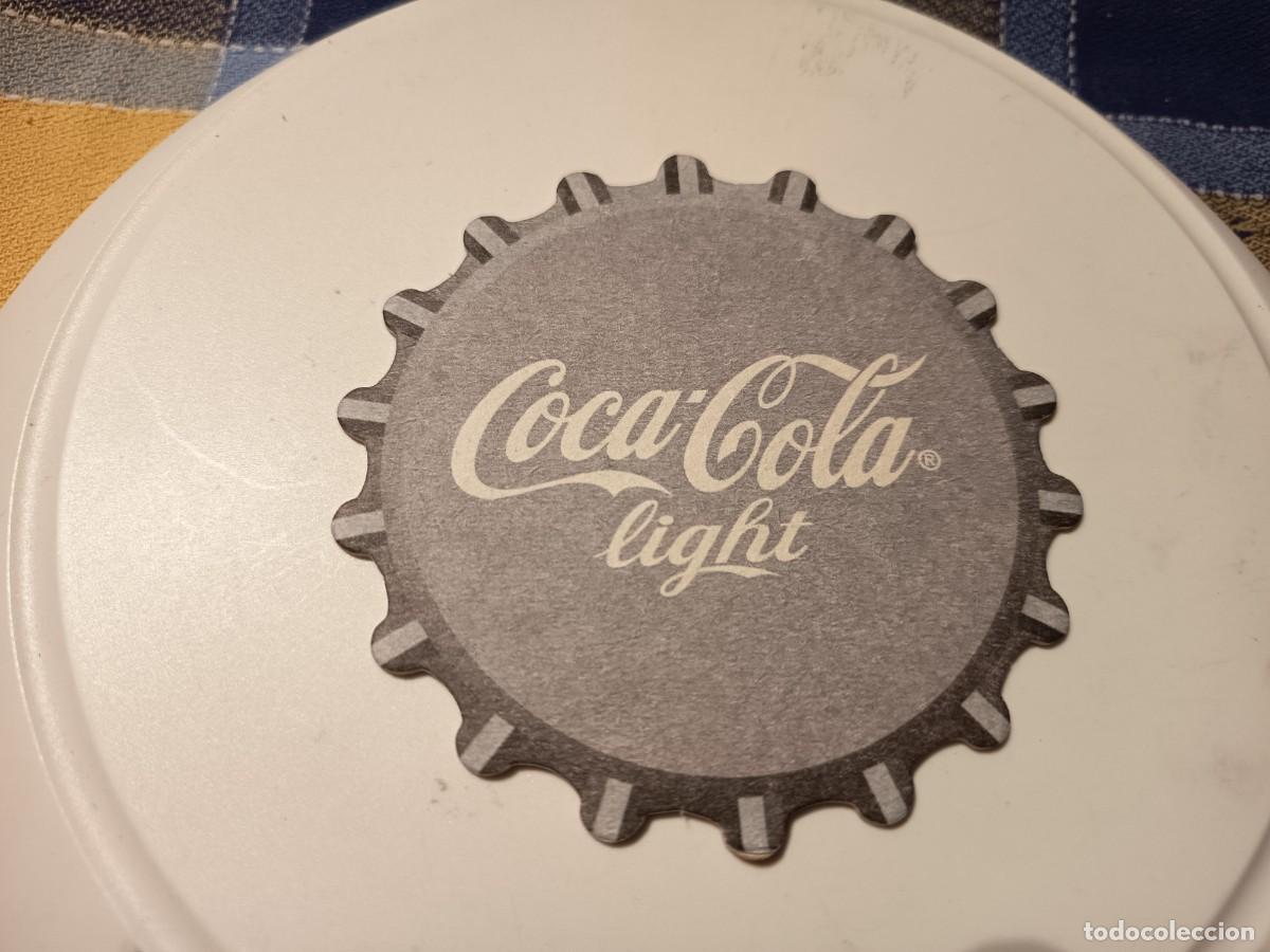 Collectionnisme Papier divers: POSAVASOS COCA COLA LIGHT
