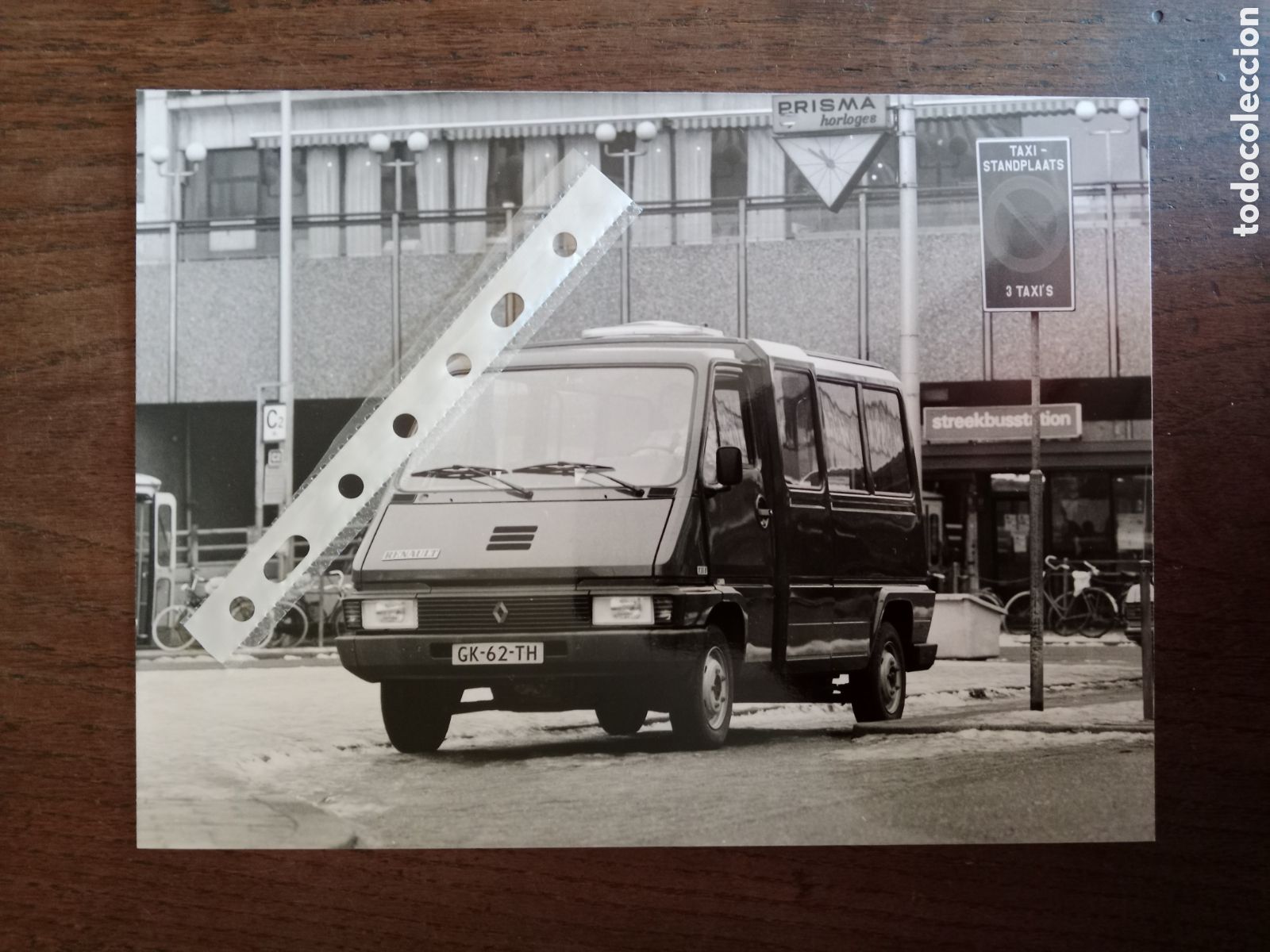 Otros Art&iacute;culos de Coleccionismo en Papel: Fotograf&iacute;a furgoneta Renault