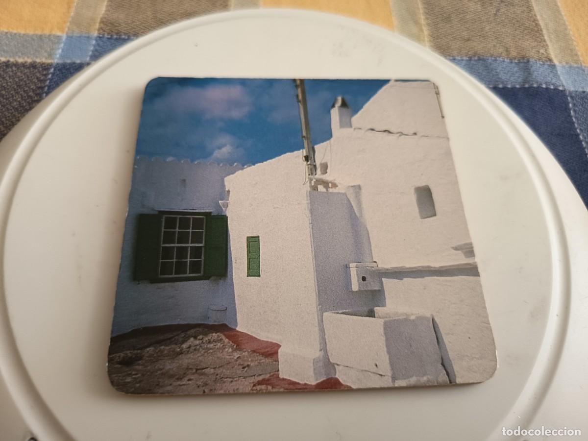 Paper Collecting Others: POSAVASOS A IDENTIFICAR