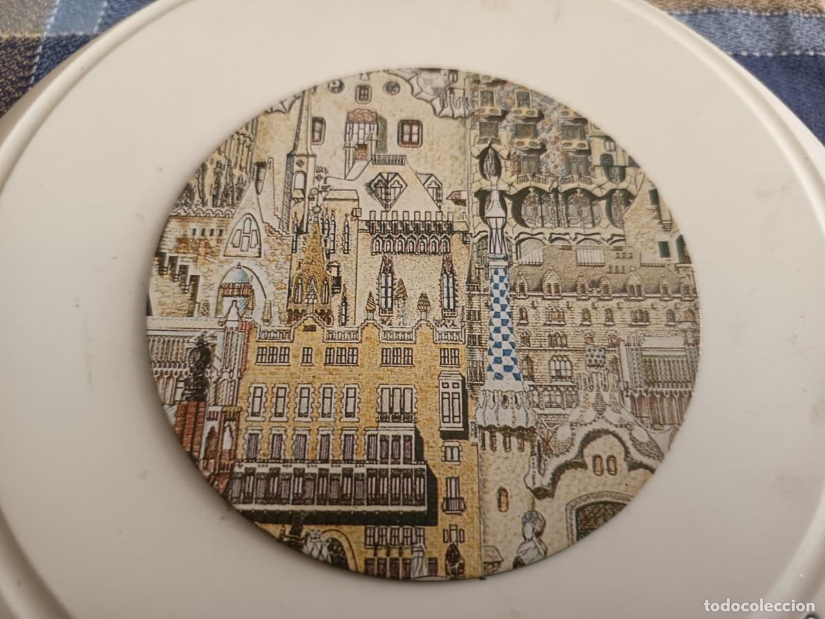 Paper Collecting Others: POSAVASOS A IDENTIFICAR
