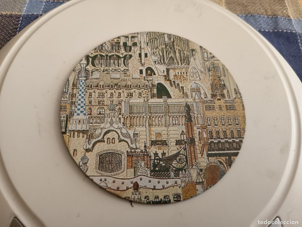 Paper Collecting Others: POSAVASOS A IDENTIFICAR