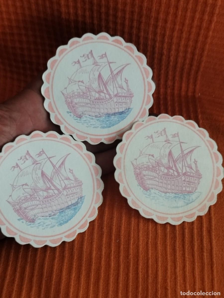 Collectionnisme Papier divers: Tres antiguos posavasos de barcos, con logo trasero a identificar.