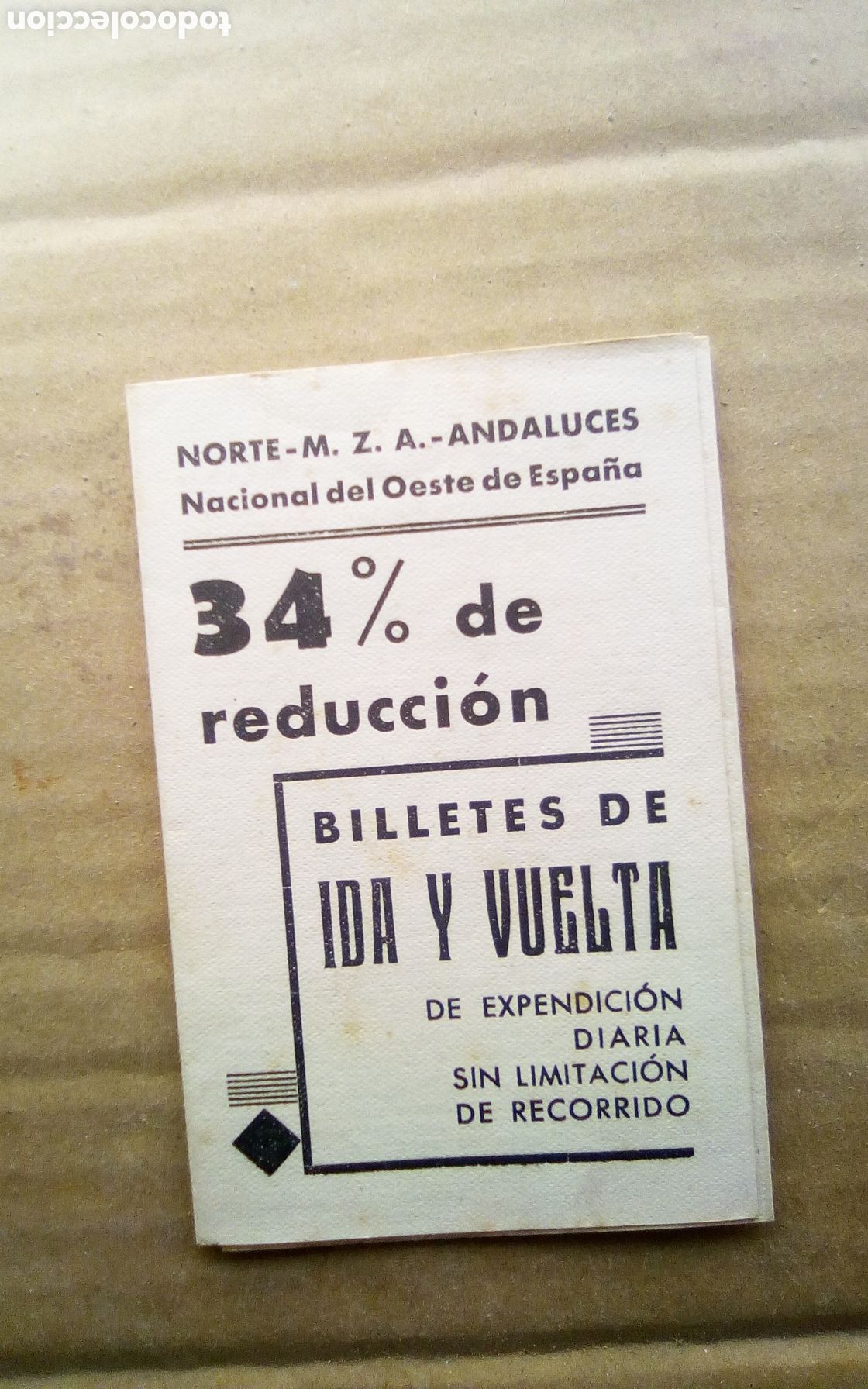 Otros Art&iacute;culos de Coleccionismo en Papel: Folleto informativo reducci&oacute;n 34 % en los billetes de ferrocarril de ida y vuelta. Compa&ntilde;&iacute;a Norte -