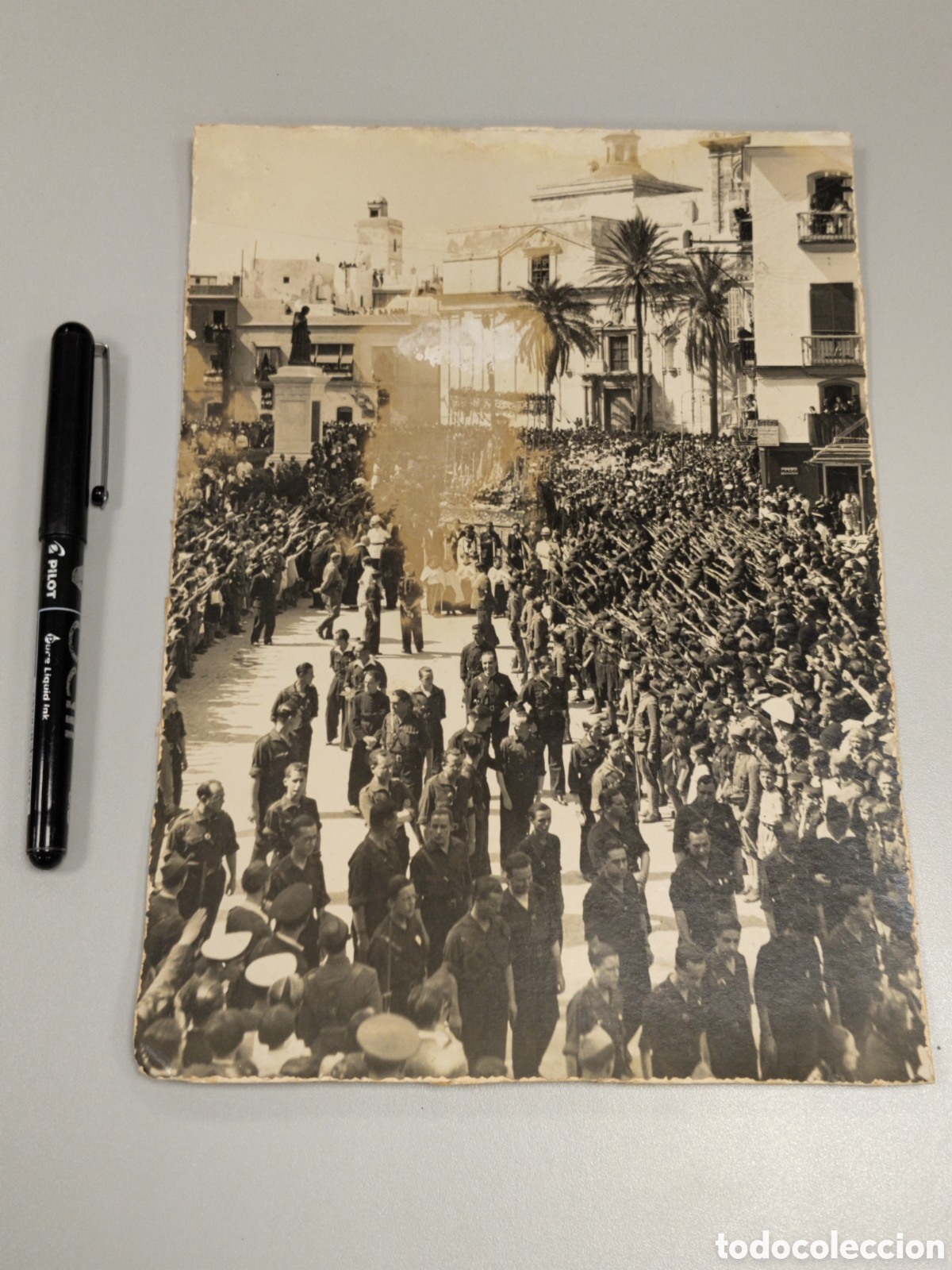 Otros Art&iacute;culos de Coleccionismo en Papel: Fotograf&iacute;a guerra civil C&aacute;diz. Fotografo dubois. Monta&ntilde;ez.falange.falangista.requete.semana santa.pa