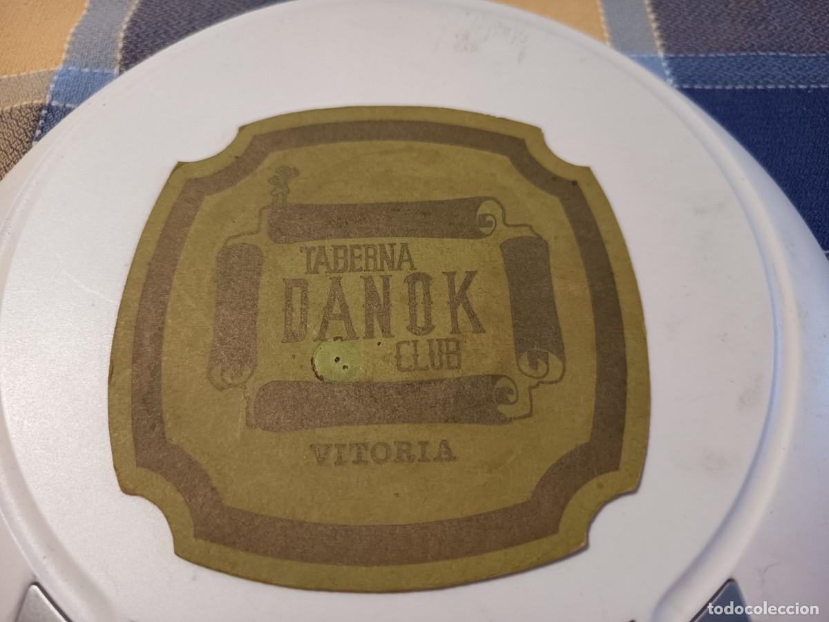 Outros artigos de papel: POSAVASOS TABERNA DANOK CLUB-VITORIA-ALAVA