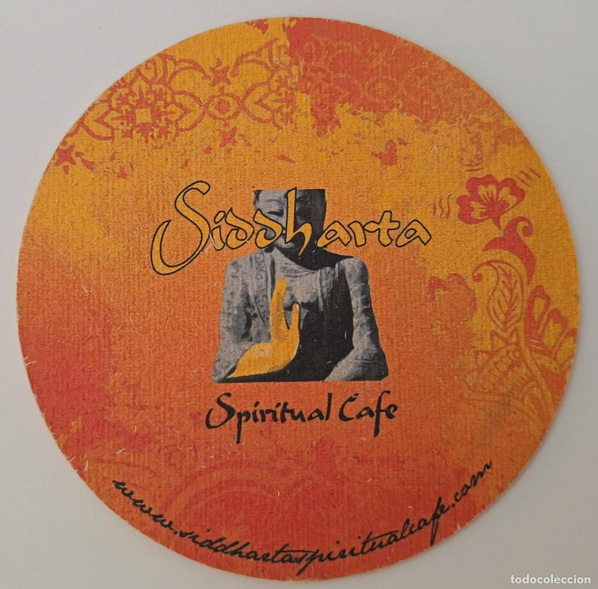 Altri oggetti di carta: Posavasos. Redondo. Carton duro. Siddharta spiritual Cafe.