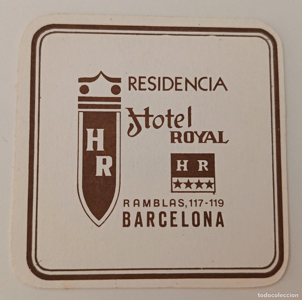 Altri oggetti di carta: Posavasos. Cuadrado. Primera cara La Poma. Segunda cara Hotel Royal Barcelona.