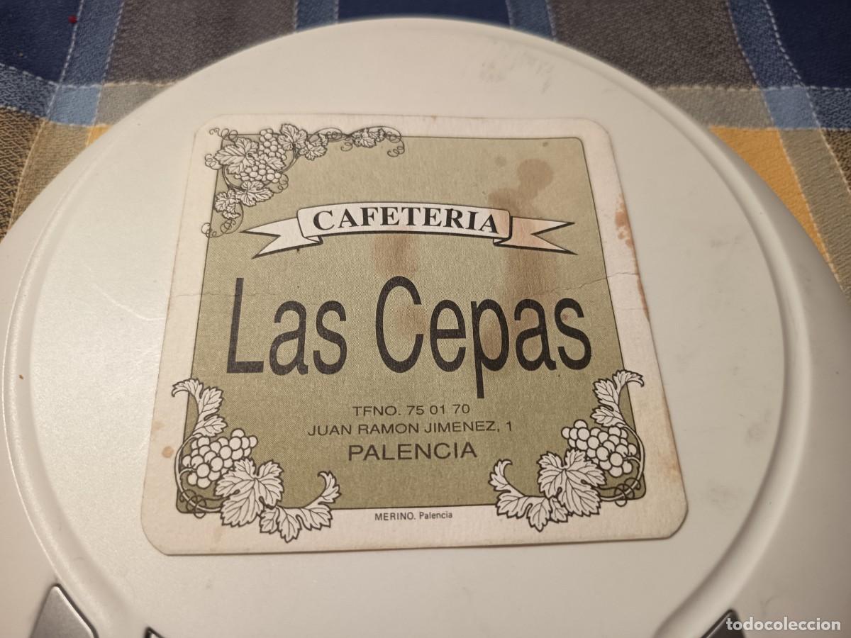 Collectionnisme Papier divers: POSAVASOS CAFETERIA LAS CEPAS-PALENCIA