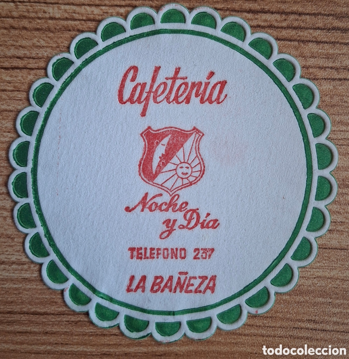 Otros Art&iacute;culos de Coleccionismo en Papel: Posavasos Cafeter&iacute;a Noche y d&iacute;a - La Ba&ntilde;eza (Le&oacute;n)