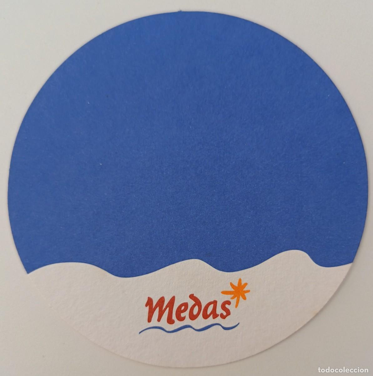 Otros Art&iacute;culos de Coleccionismo en Papel: Posavasos. Redondo. Medas. Azul y blanco.