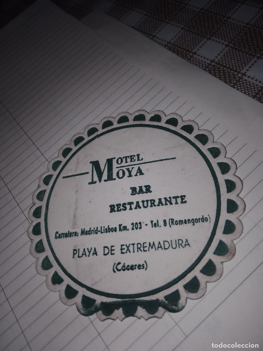 Otros art&iacute;culos de coleccionismo en papel: Posavasos a&ntilde;os 50 60 aproximado motel moya bar playa C&aacute;ceres