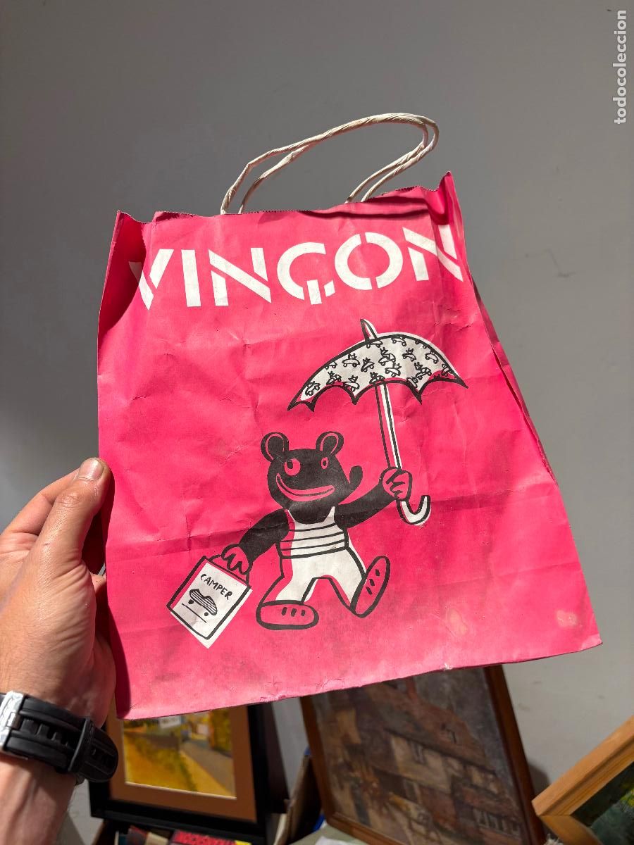 Otros art&iacute;culos de coleccionismo en papel: Vin&ccedil;on - Bolsa comercial de papel ilustrada por Javier Mariscal, 1992 Cobi olimpiadas mascota