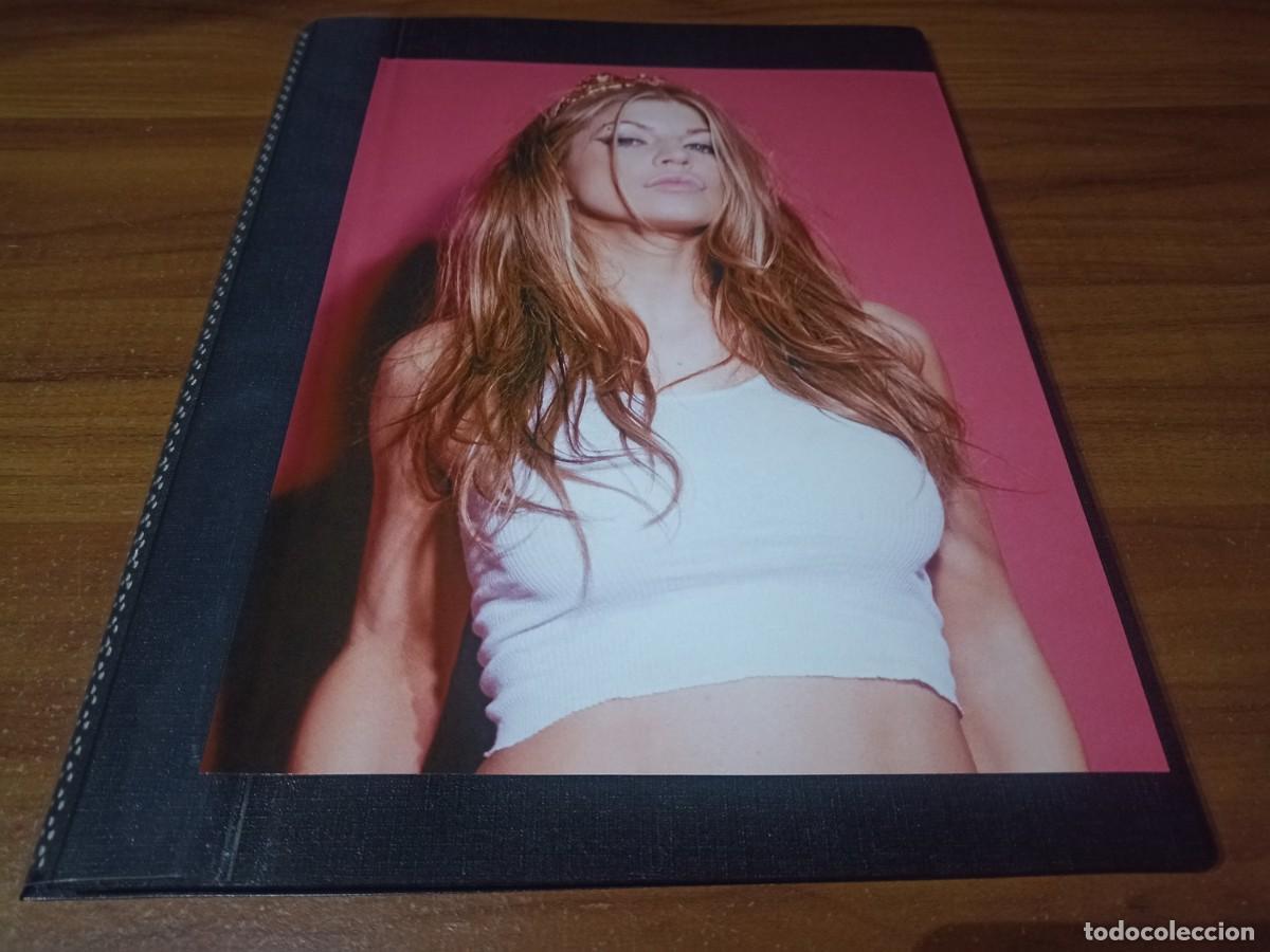 Otros art&iacute;culos de coleccionismo en papel: Fergie * Black Eyed Peas * Carpeta Recortes Revistas Clippings
