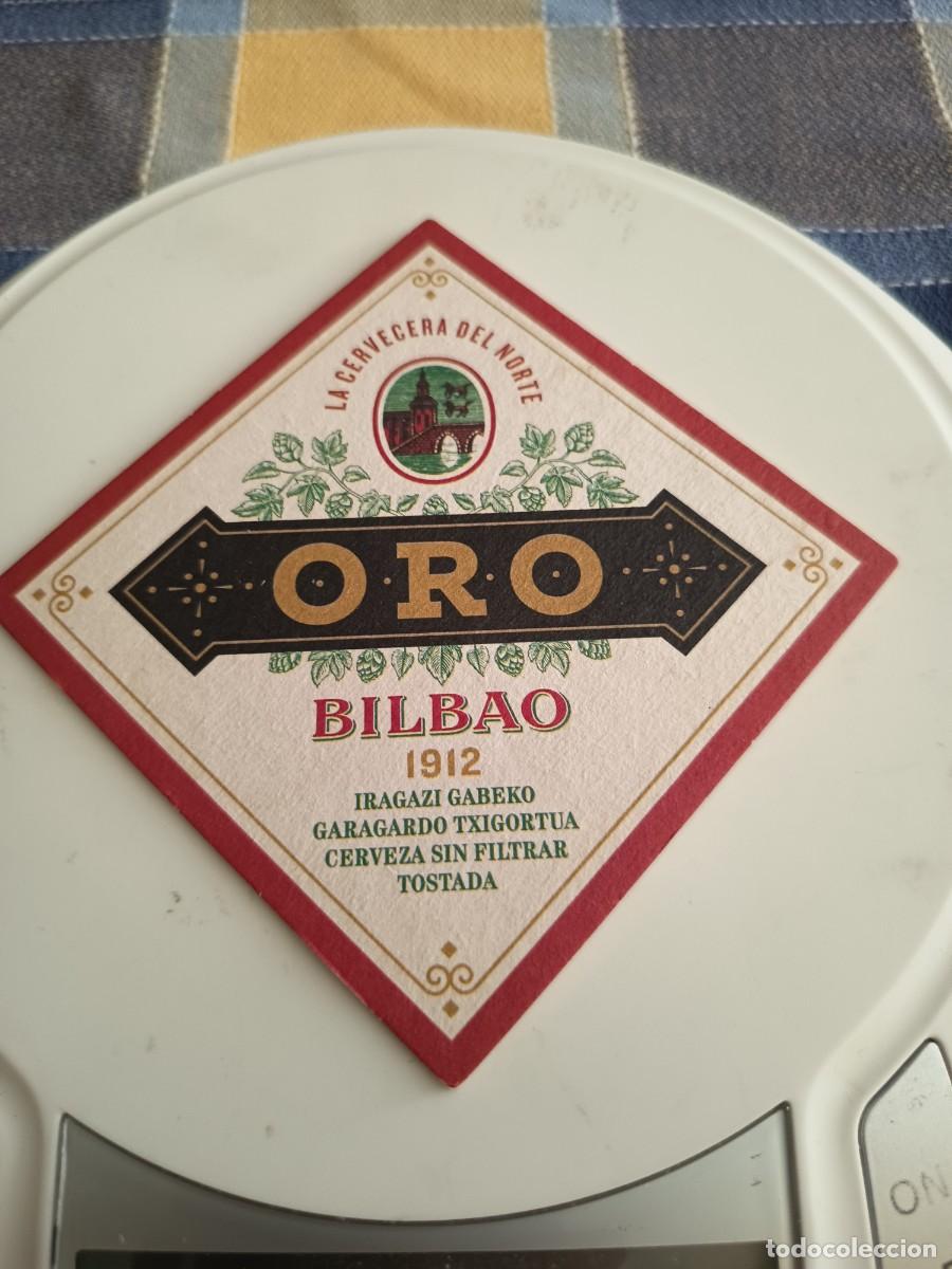 Otros art&iacute;culos de coleccionismo en papel: POSAVASOS DE CERVEZA ORO
