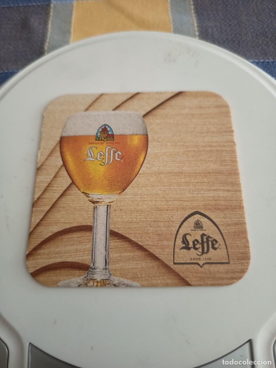 Otros art&iacute;culos de coleccionismo en papel: POSAVASOS DE CERVEZA LEFFE