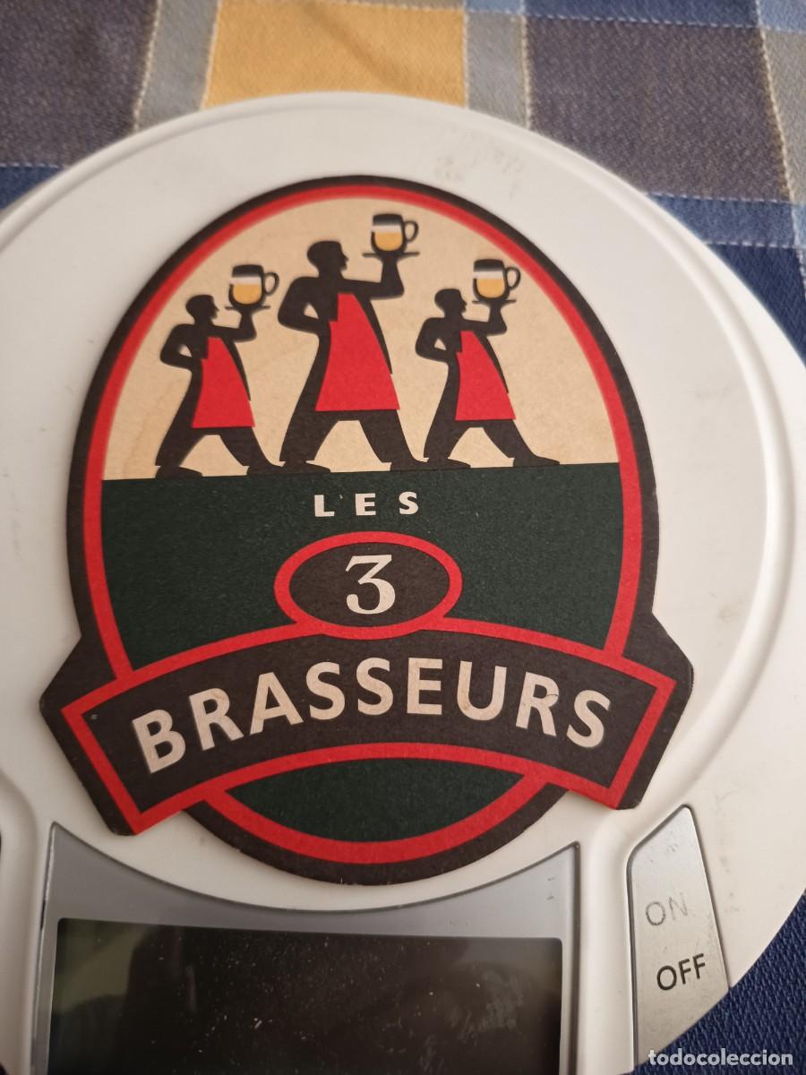 Otros art&iacute;culos de coleccionismo en papel: POSAVASOS DE CERVEZA LES 3 BRASSEURS