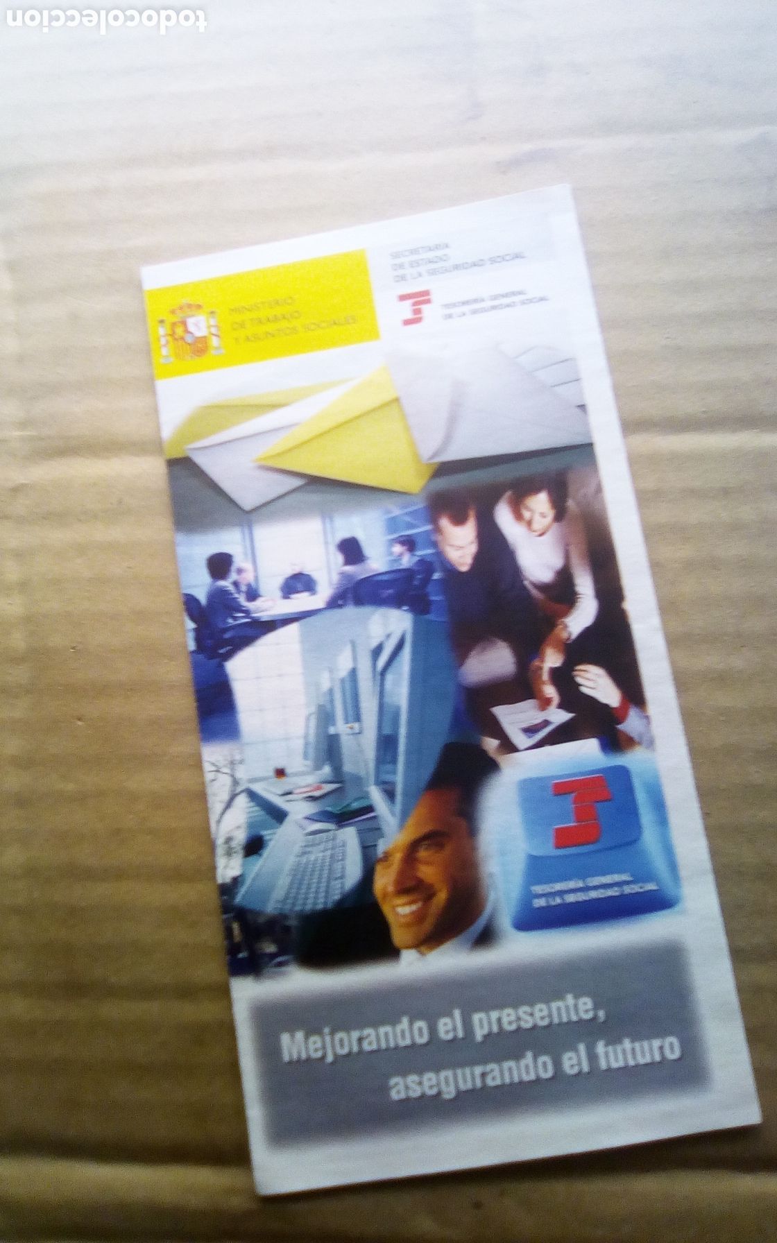 Otros art&iacute;culos de coleccionismo en papel: Folleto tr&iacute;ptico Tesorer&iacute;a de la Seguridad Social. Cuestionario al recibir informe vida laboral 2002