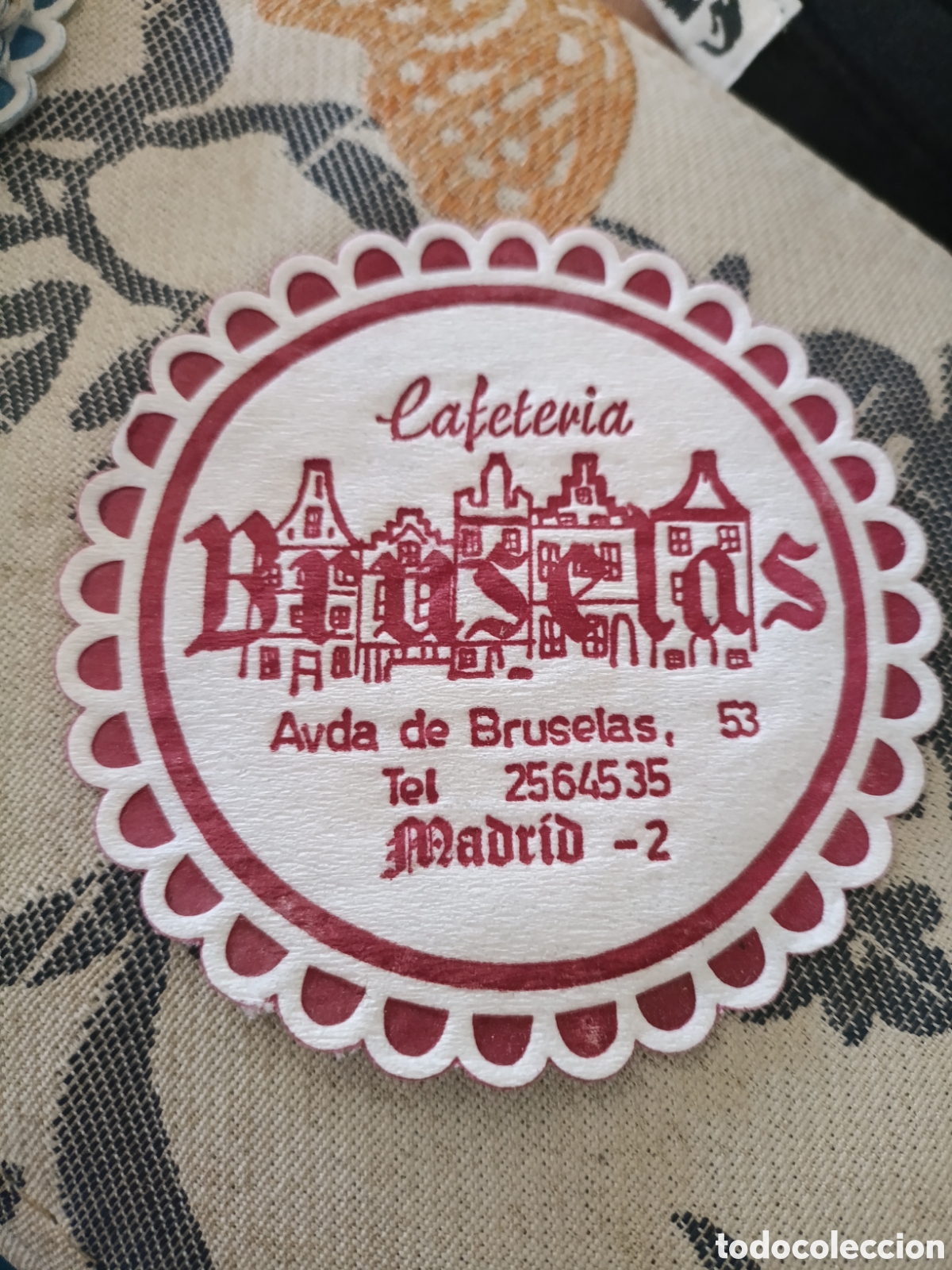 Otros art&iacute;culos de coleccionismo en papel: CAFETERIA AVENIDA DE BRUSELAS MADRID [ Posa Vasos A&ntilde;os 50-60 ]