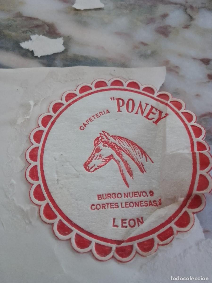 Otros art&iacute;culos de coleccionismo en papel: Posavaso cafeter&iacute;a poney leon