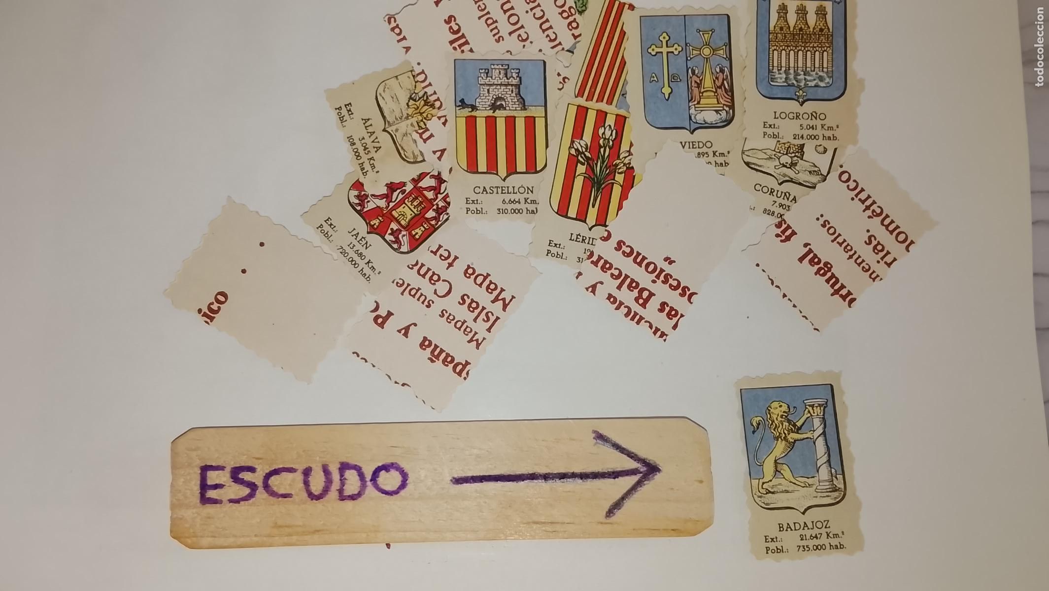 Otros art&iacute;culos de coleccionismo en papel: ESCUDO TROQUELADO A&Ntilde;OS 70/80 - SIMILAR A LOS CROMOS PIPAS TOSTAVAL - BADAJOZ