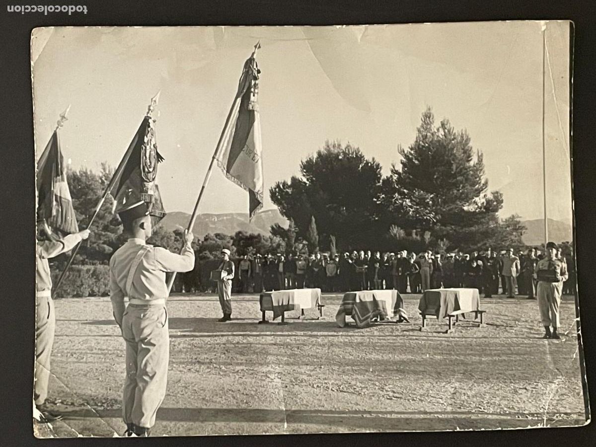 Otros art&iacute;culos de coleccionismo en papel: RETOUR D'ALGERIE EN FRANCE DES RELIQUES DE LA LEGION ETRANGERE - LA LEGI&Oacute;N - FRANCIA - ALGERIA